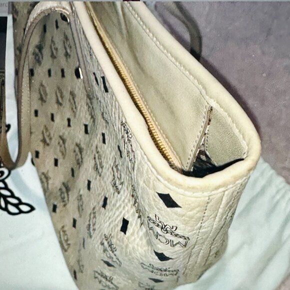 MCM Visetos Anya Top Zip Shopper Medium - Picture 4 of 11